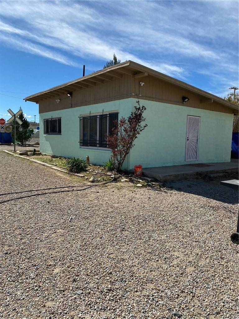 Victorville, CA 92395,16876 E ST