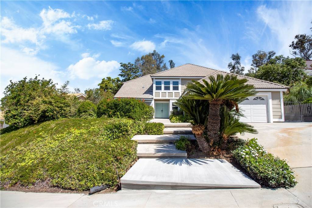 Anaheim Hills, CA 92807,1070 S Road Runner RD