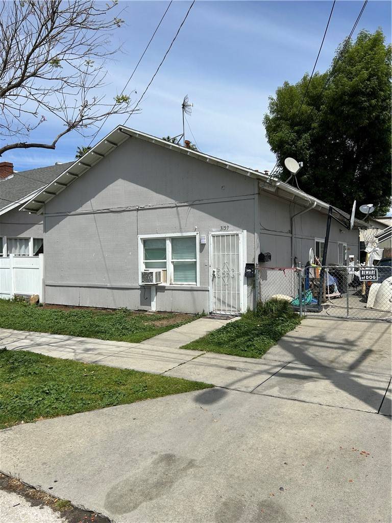 Riverside, CA 92507,3159 1st ST