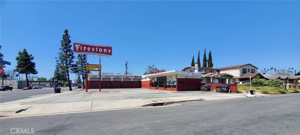 Los Angeles, CA 90062,1471 W Martin Luther King Jr BLVD