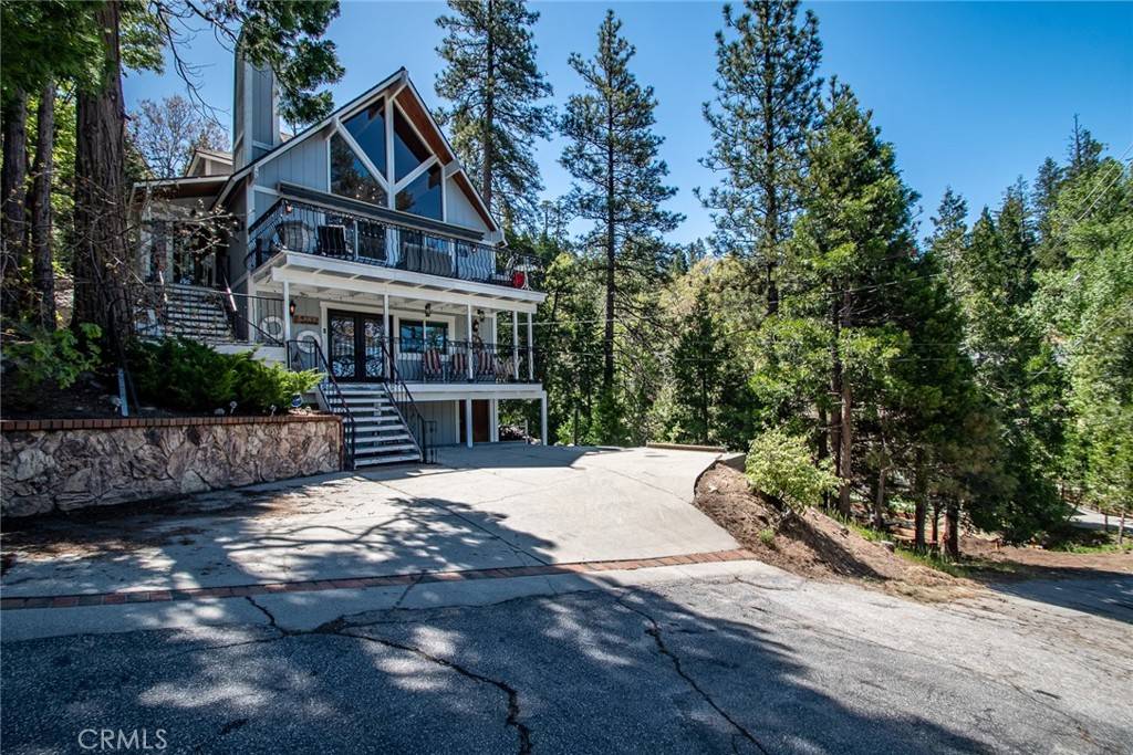 Lake Arrowhead, CA 92352,609 Grass Valley RD