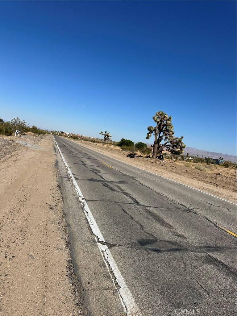 Joshua Tree, CA 92252,0 Aberdeen DR