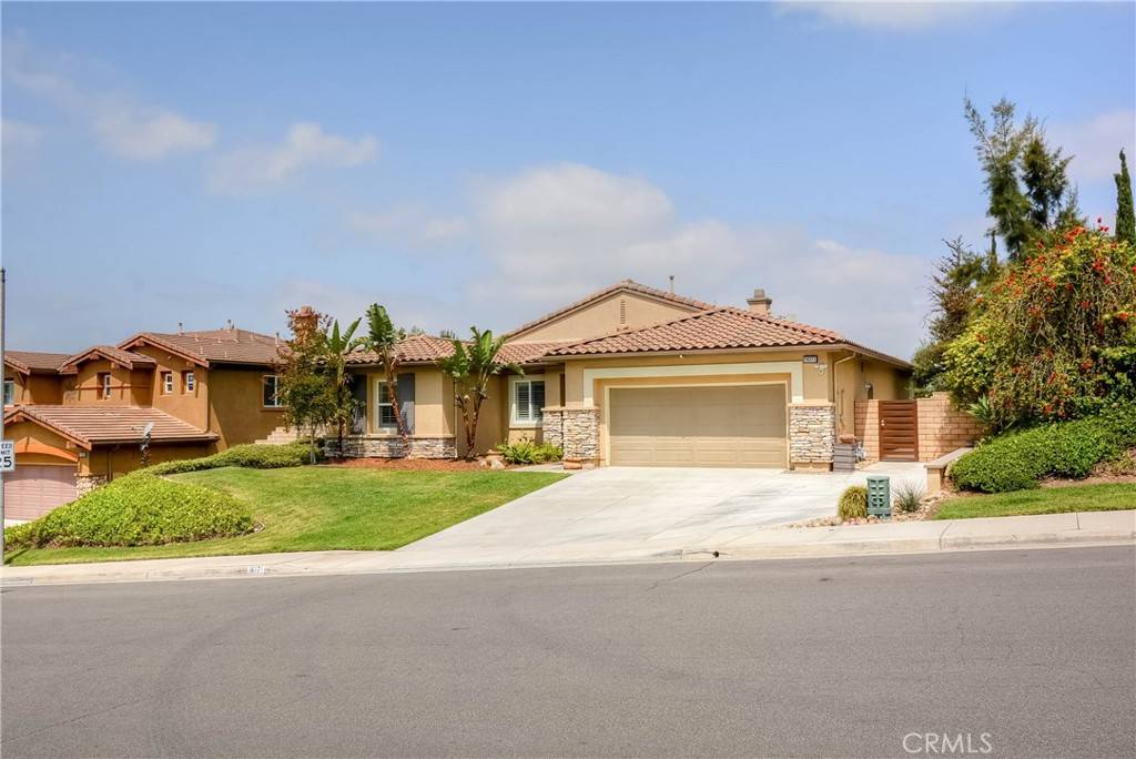 Riverside, CA 92503,16171 Village Meadow DR