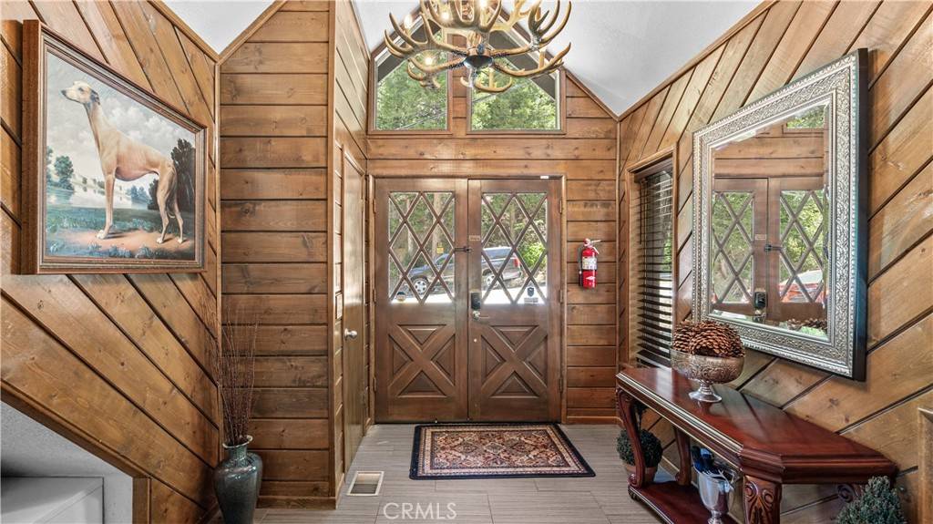 Lake Arrowhead, CA 92352,582 Kuffel Canyon RD