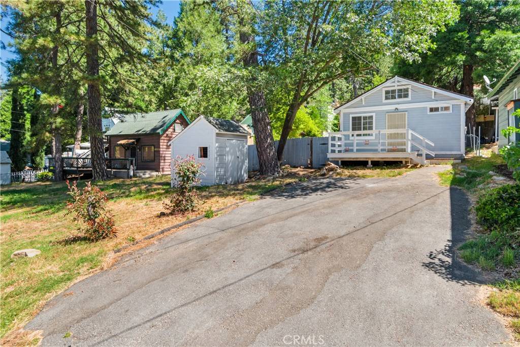 Crestline, CA 92325,23078 Pine LN