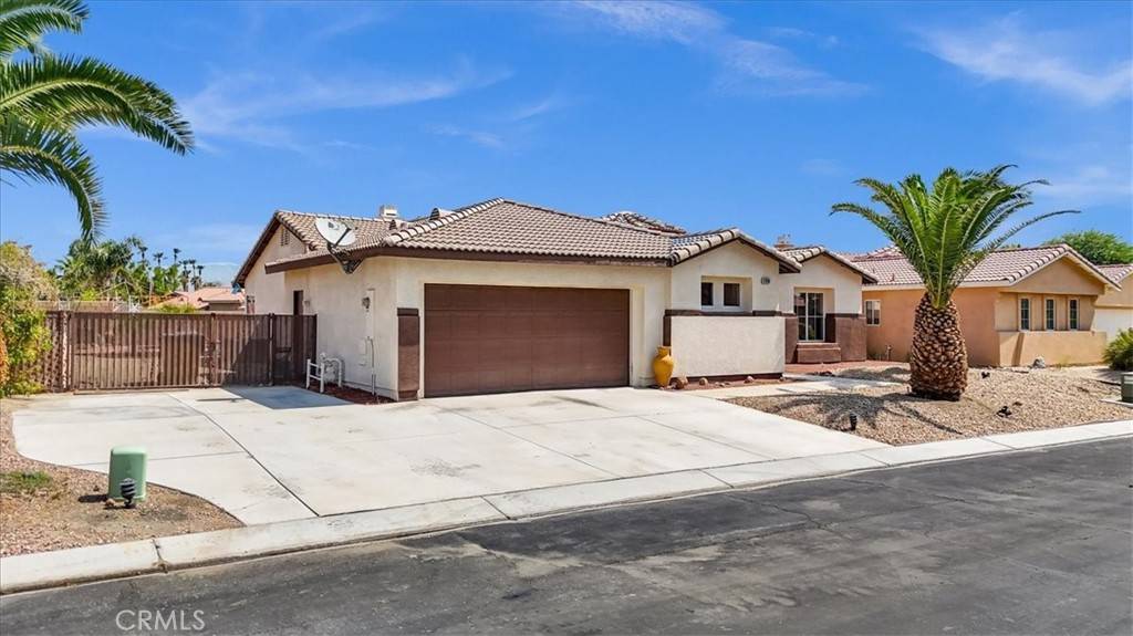 Indio, CA 92201,81060 Paloma CIR