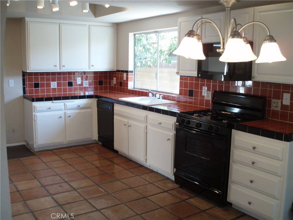 San Dimas, CA 91773,939 Sedona CT