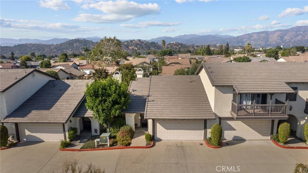 Glendora, CA 91740,1153 Strawberry LN