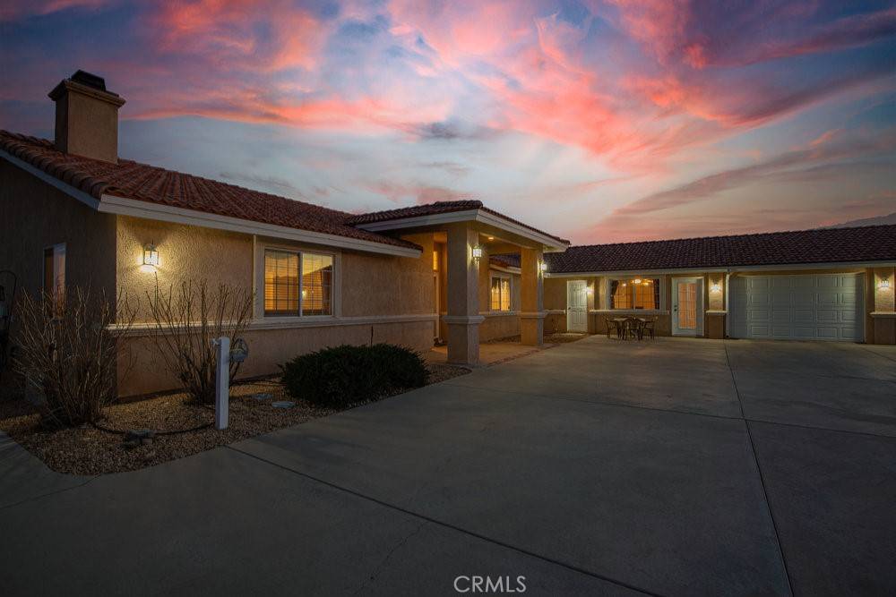 Oak Hills, CA 92344,9928 Desmond DR
