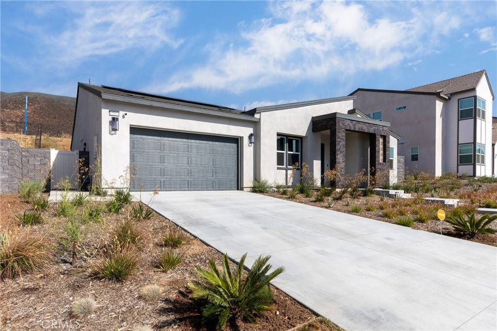 Fontana, CA 92336,15814 Butterfly Dr