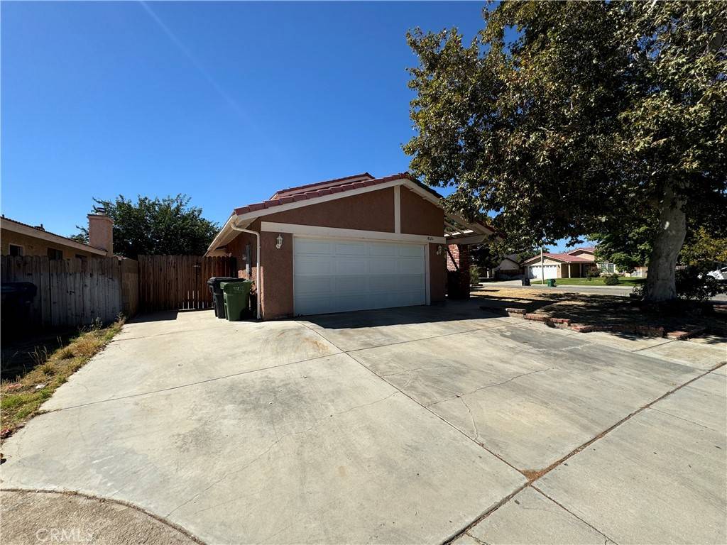 Lancaster, CA 93535,1820 Nessa DR