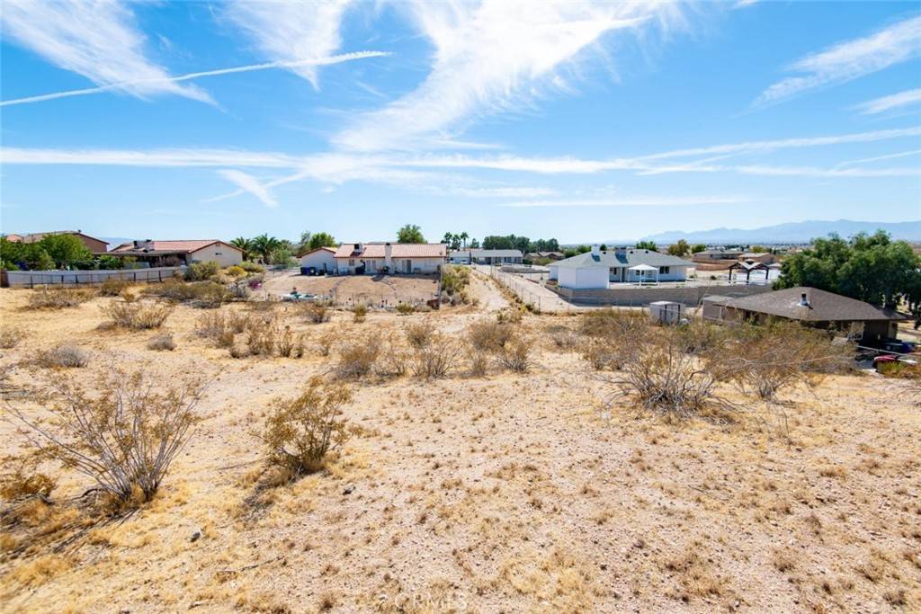 Victorville, CA 92394,15059 Rancho RD