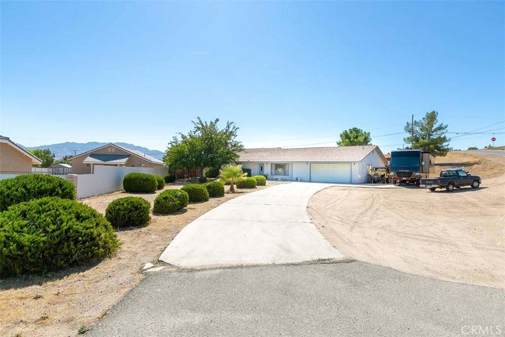Hesperia, CA 92345,8127 Mono DR