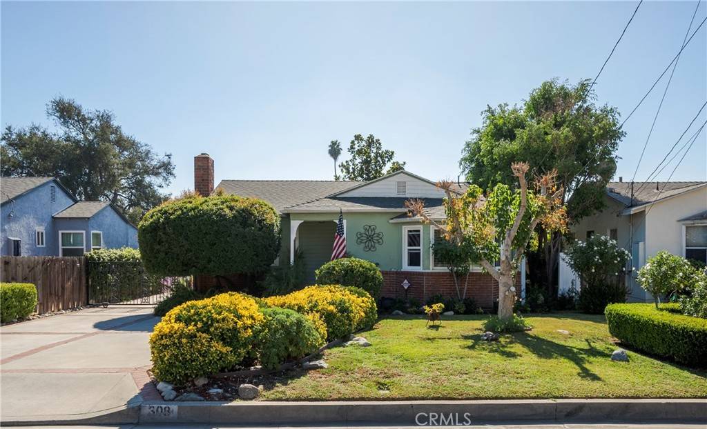 Altadena, CA 91001,308 Laun ST