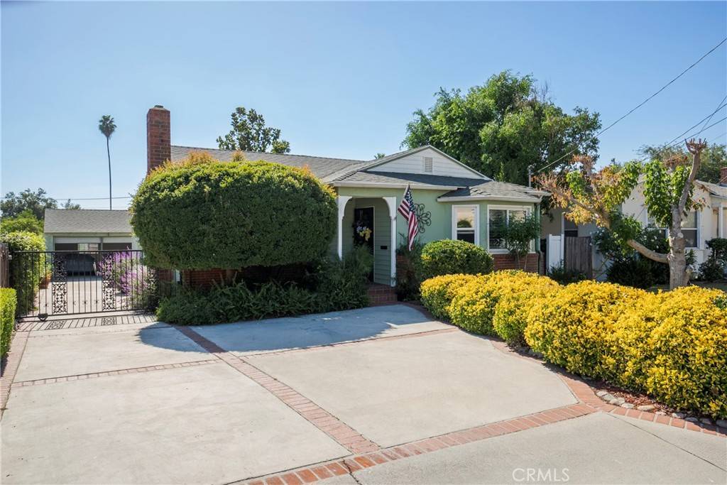 Altadena, CA 91001,308 Laun ST