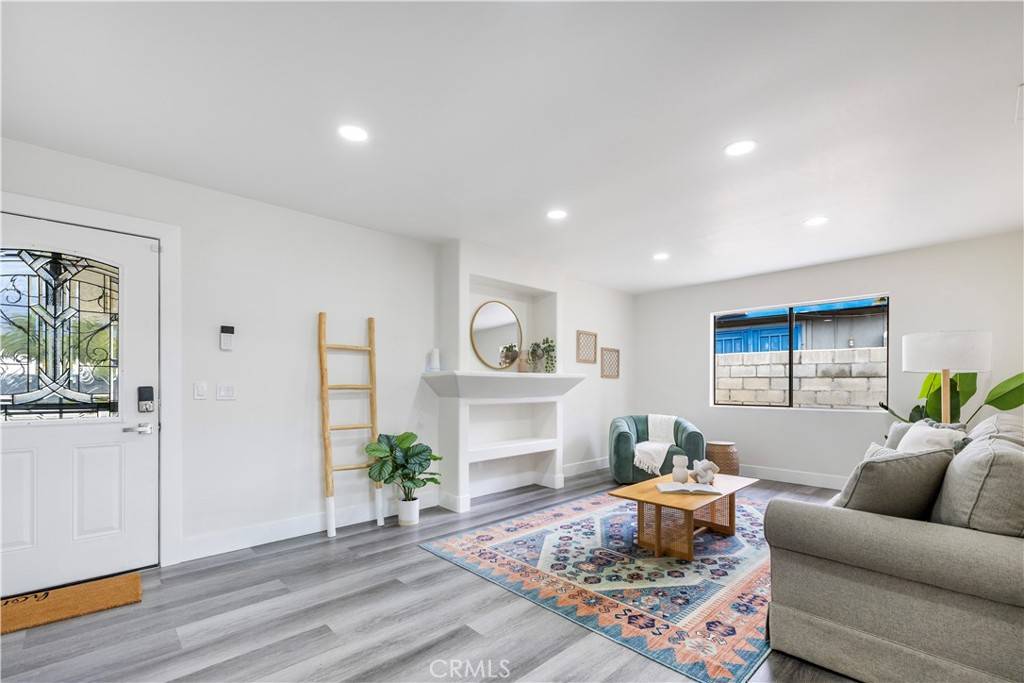 Jurupa Valley, CA 91752,10314 50th ST
