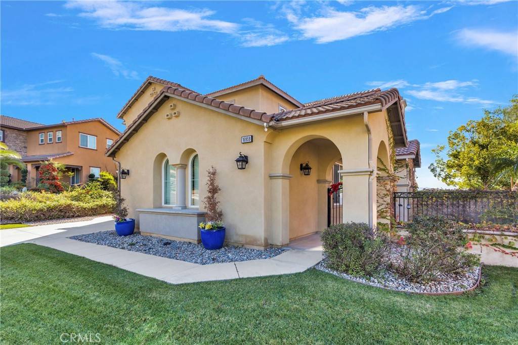 Riverside, CA 92503,16959 Broken Rock CT
