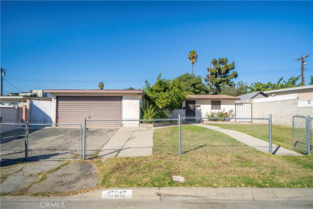 Covina, CA 91722,17017 E Devanah ST