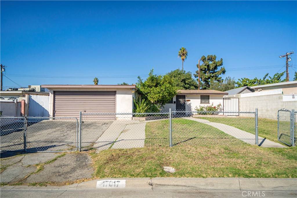 Covina, CA 91722,17017 E Devanah ST