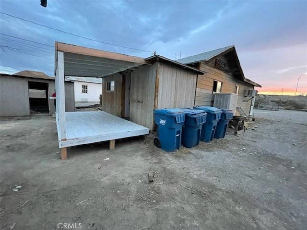 Needles, CA 92363,441 F ST