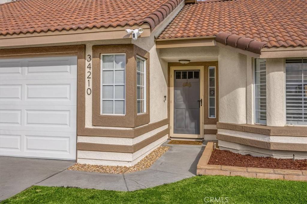 Yucaipa, CA 92399,34210 Via Buena DR