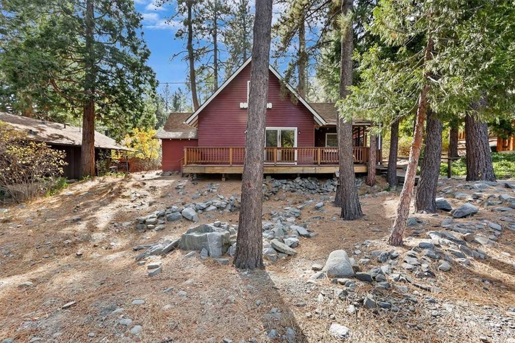 Wrightwood, CA 92397,1647 Twin Lakes DR