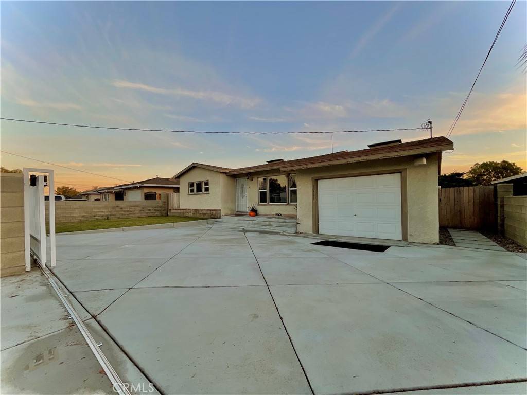 Fontana, CA 92335,16319 Athol ST