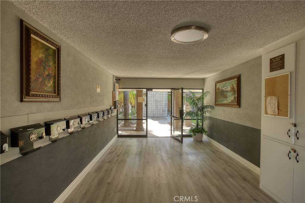 Rialto, CA 92376,145 W Grove ST