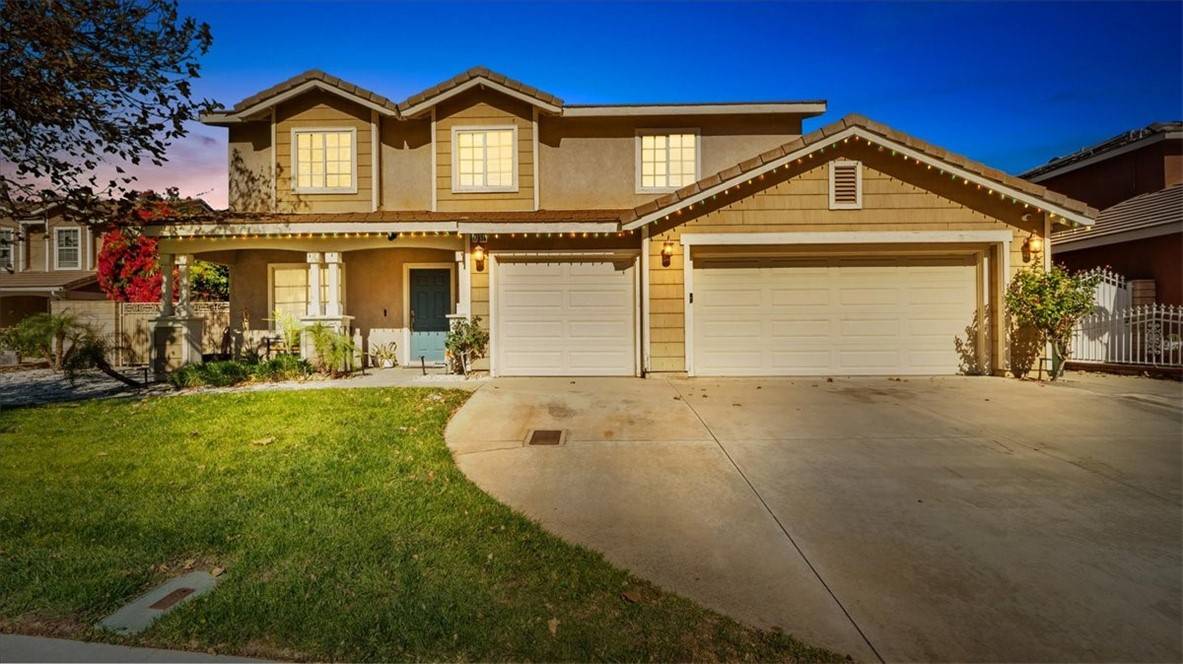 Fontana, CA 92337,17036 La Vida CT