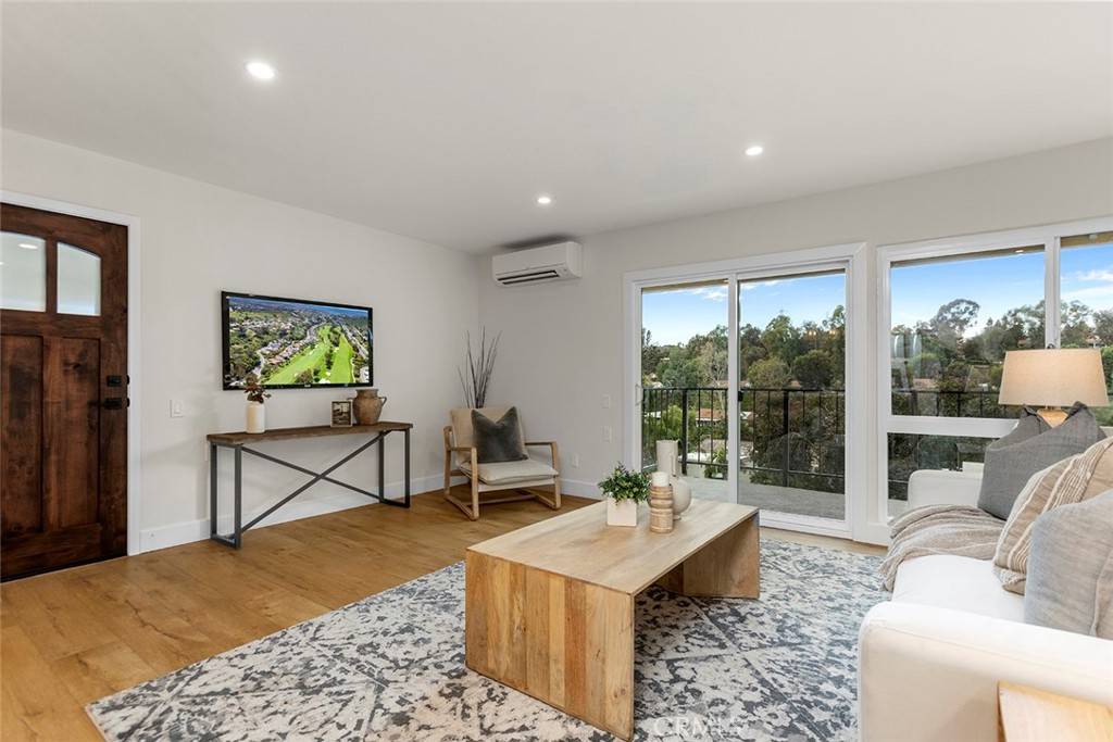 Laguna Woods, CA 92637,3274 San Amadeo #O