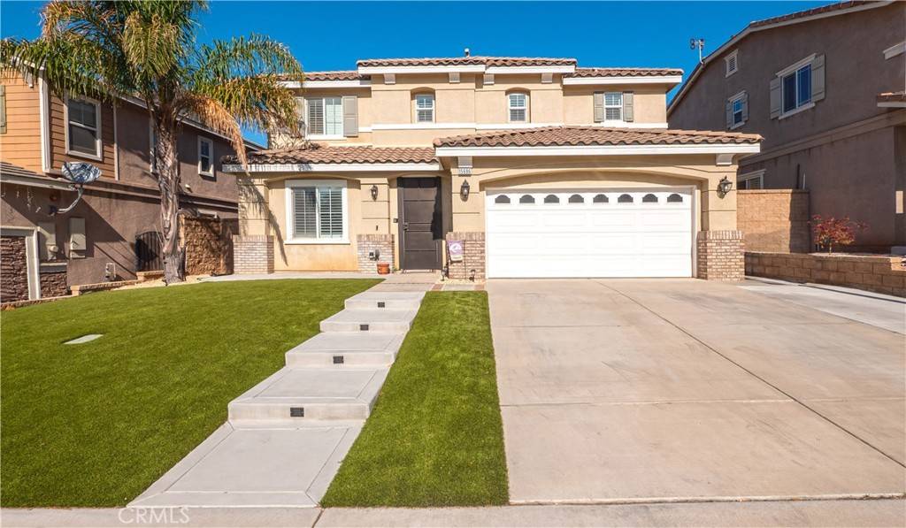 Fontana, CA 92337,15696 Pecan LN