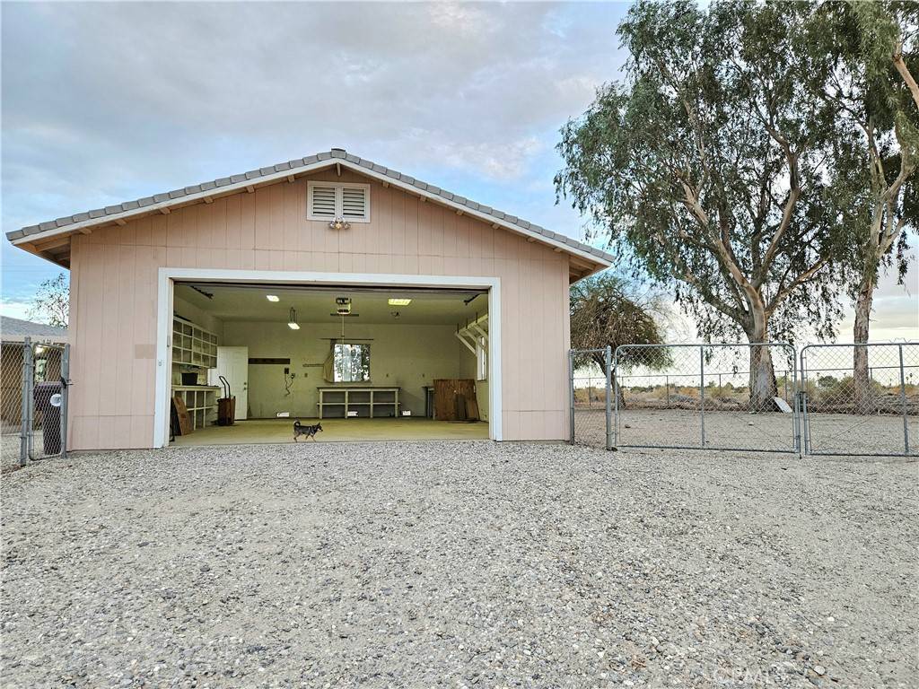 Thermal, CA 92274,3008 Brent CT