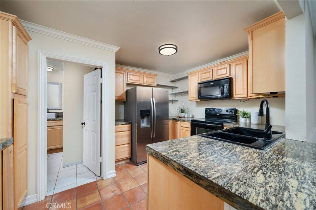Pasadena, CA 91101,360 S Euclid AVE #229