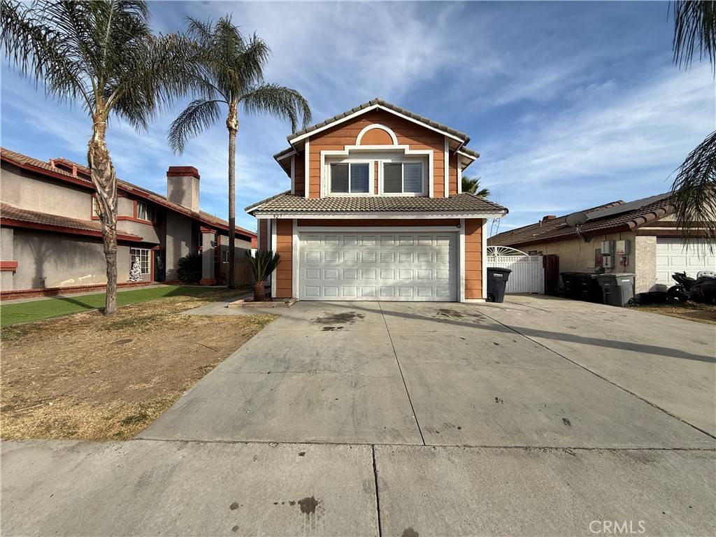 Perris, CA 92571,927 Dolphin DR