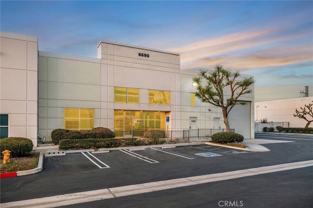 Riverside, CA 92503,6690 Doolittle AVE