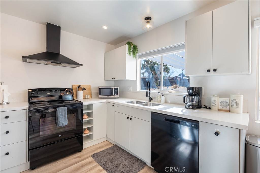 Yucca Valley, CA 92284,58387 Carlyle DR