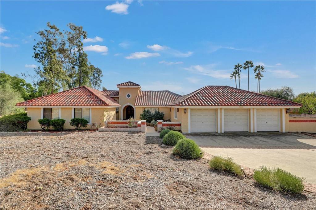 Claremont, CA 91711,784 Pomello DR