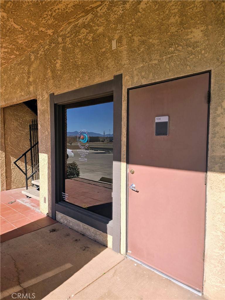 Victorville, CA 92392,15402 W Sage ST #104