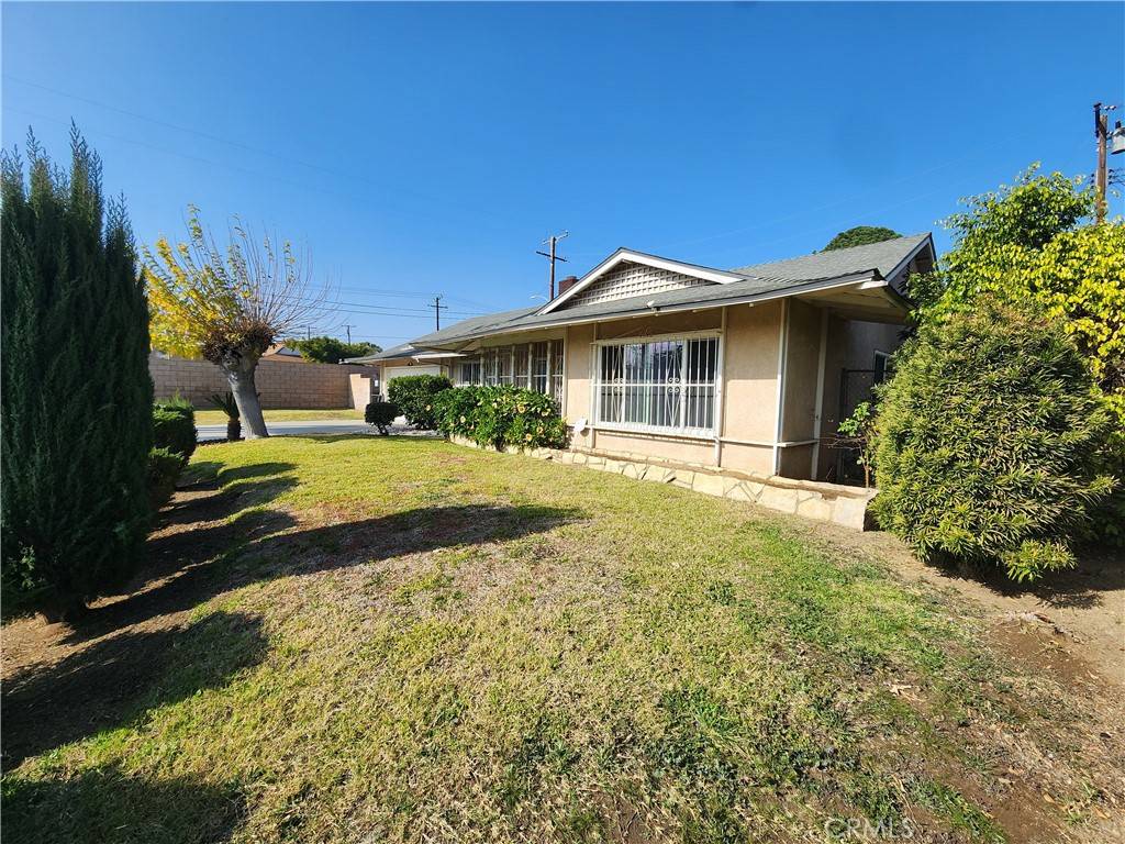 Rialto, CA 92376,900 E Home ST