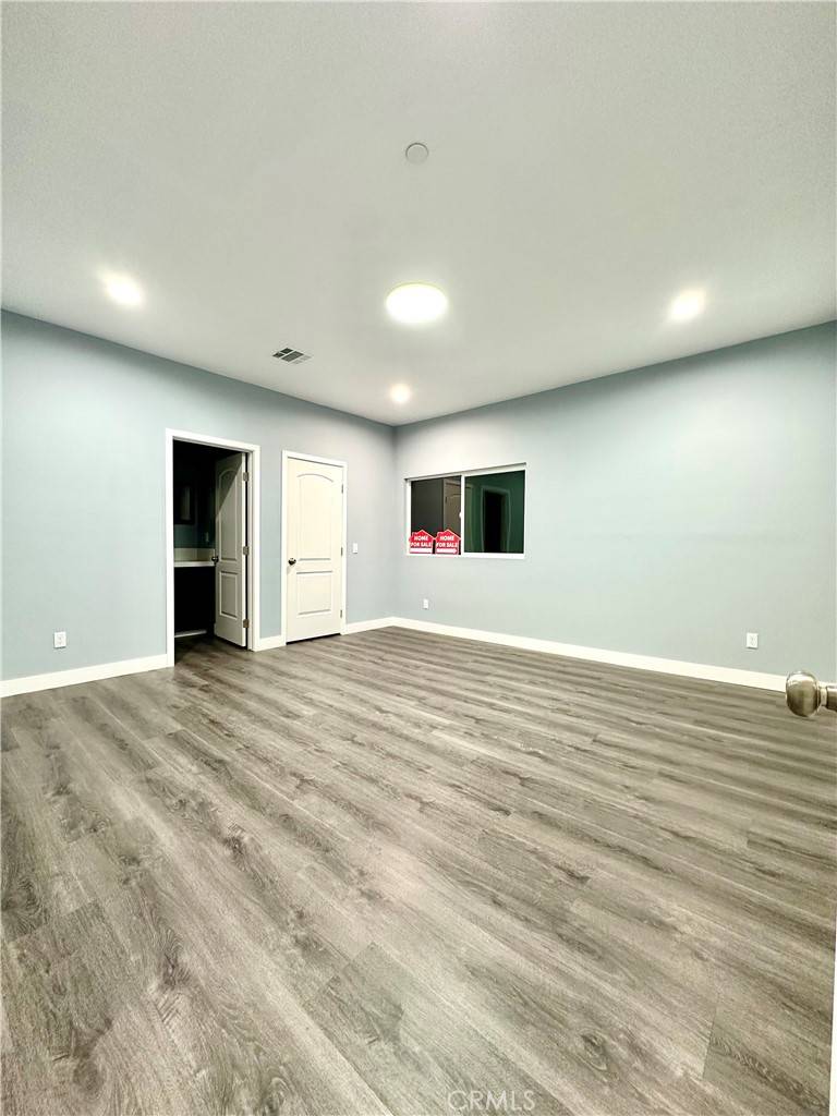 16843 Miller AVE Fontana, CA 92336