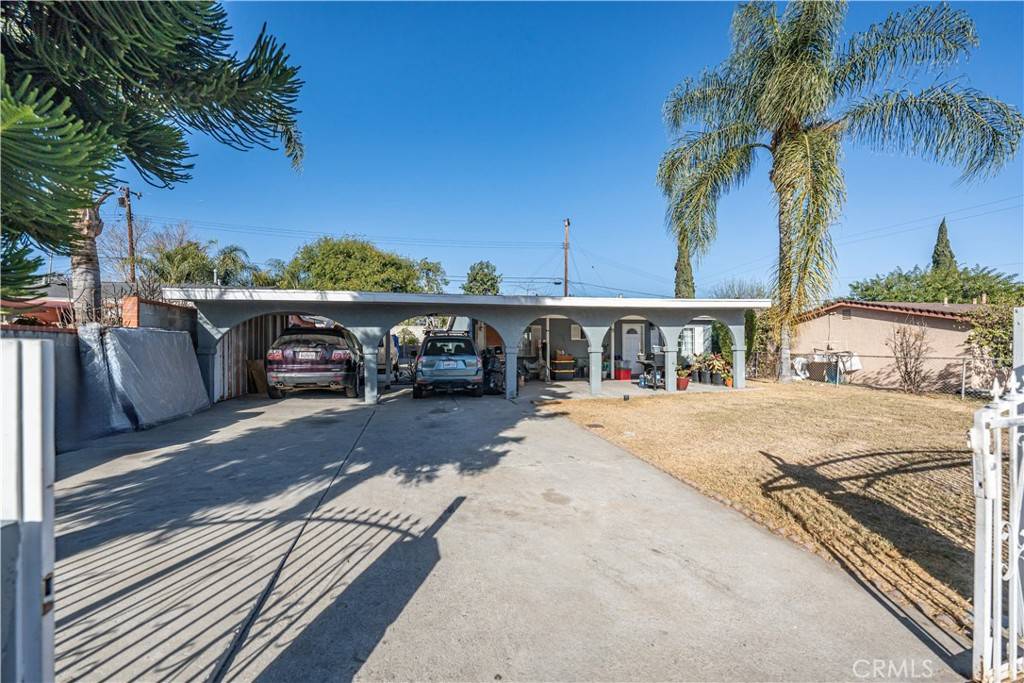 La Puente, CA 91744,17537 Renault ST