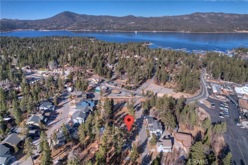 Big Bear Lake, CA 92315,828 Talmadge RD
