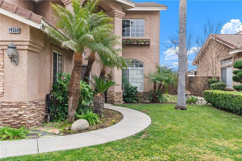 Fontana, CA 92336,14559 Vancouver AVE