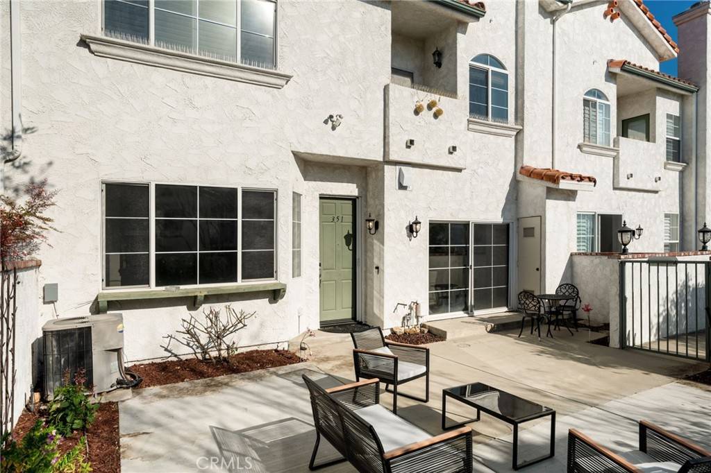 Thousand Oaks, CA 91362,351 Westlake Vista LN