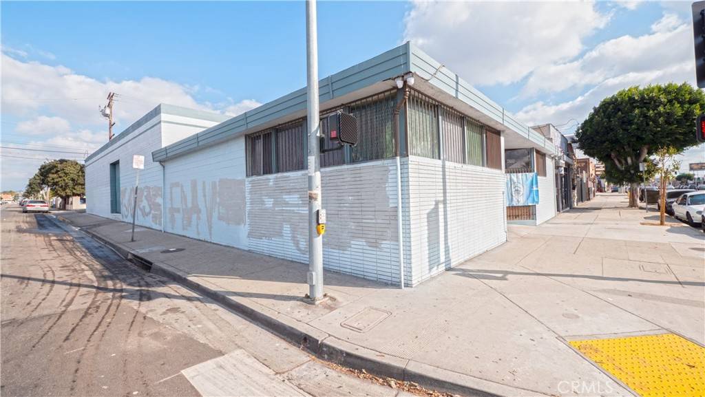 Los Angeles, CA 90022,1140 S Ferris AVE