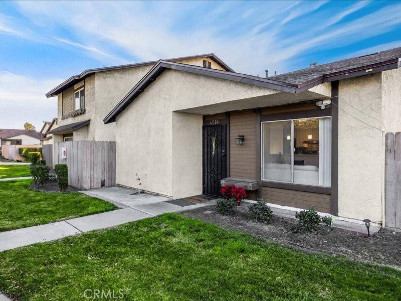 Montclair, CA 91763,4514 Donner CT #37