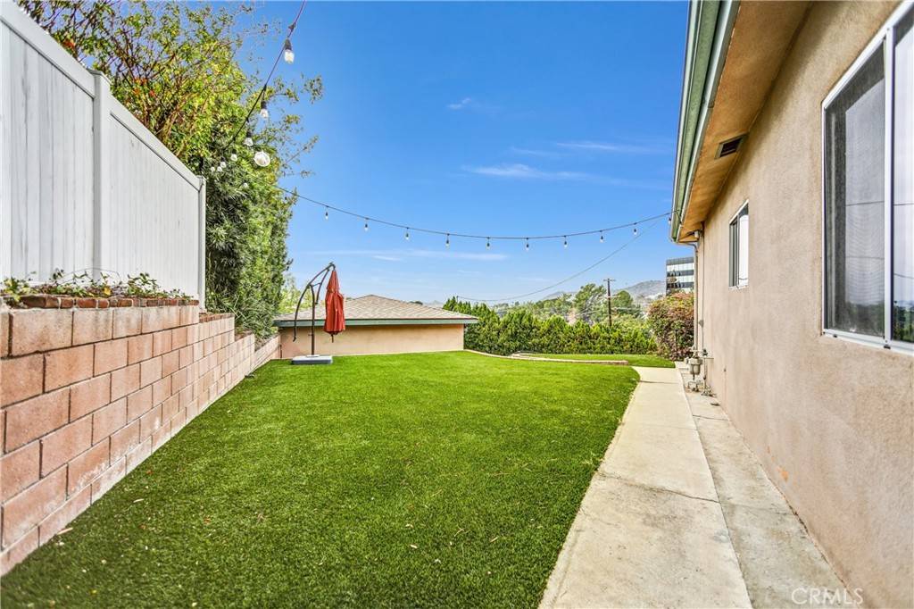 Pasadena, CA 91105,1480 Glengarry RD