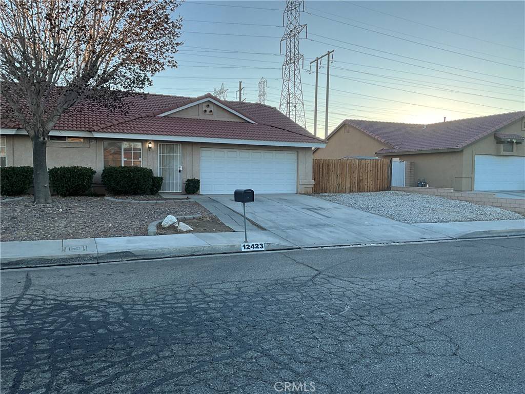 Victorville, CA 92392,12423 San Dimas ST