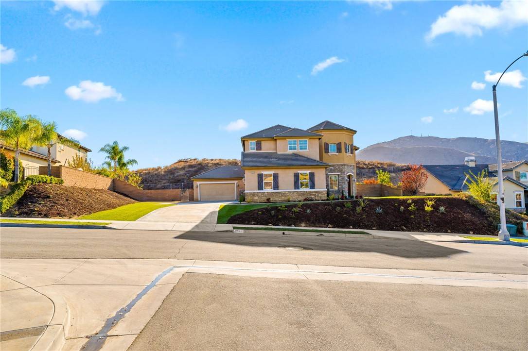 Colton, CA 92324,3040 Crystal Ridge LN