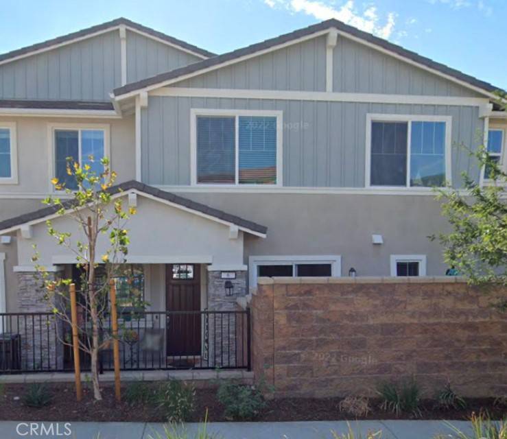 Fontana, CA 92336,16570 Wyndham LN #6